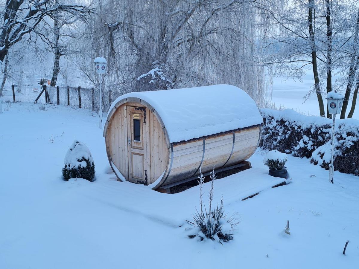 Hotel & Restaurant Haus Am See Locknitz ภายนอก รูปภาพ