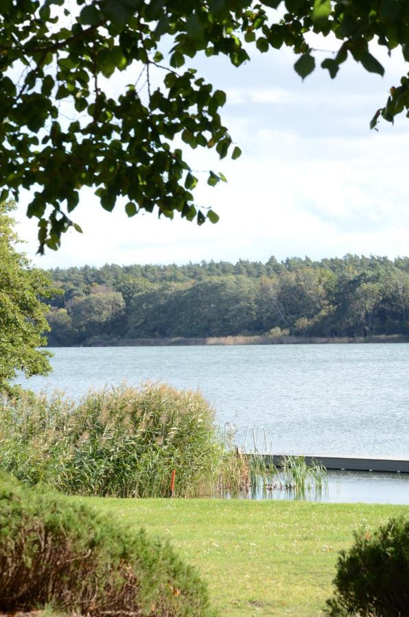 Hotel & Restaurant Haus Am See Locknitz ภายนอก รูปภาพ