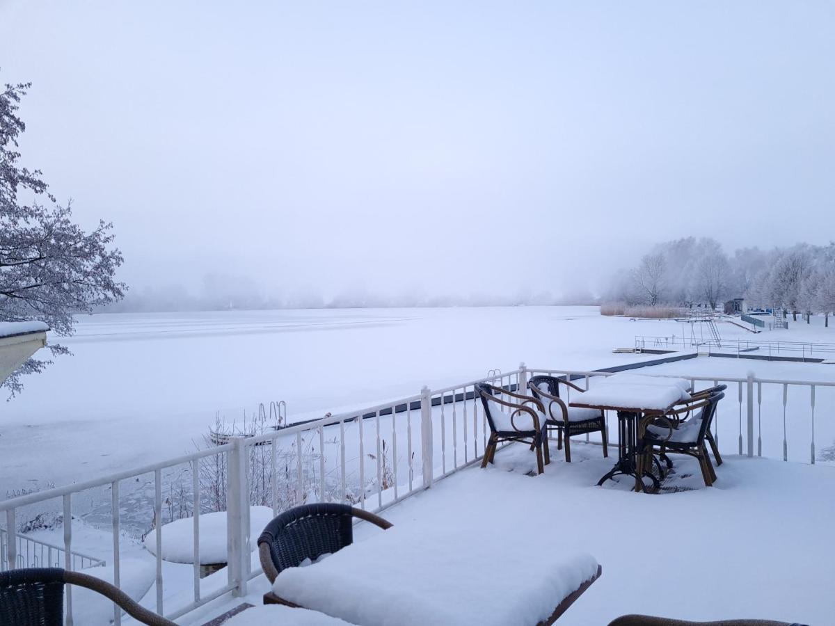 Hotel & Restaurant Haus Am See Locknitz ภายนอก รูปภาพ