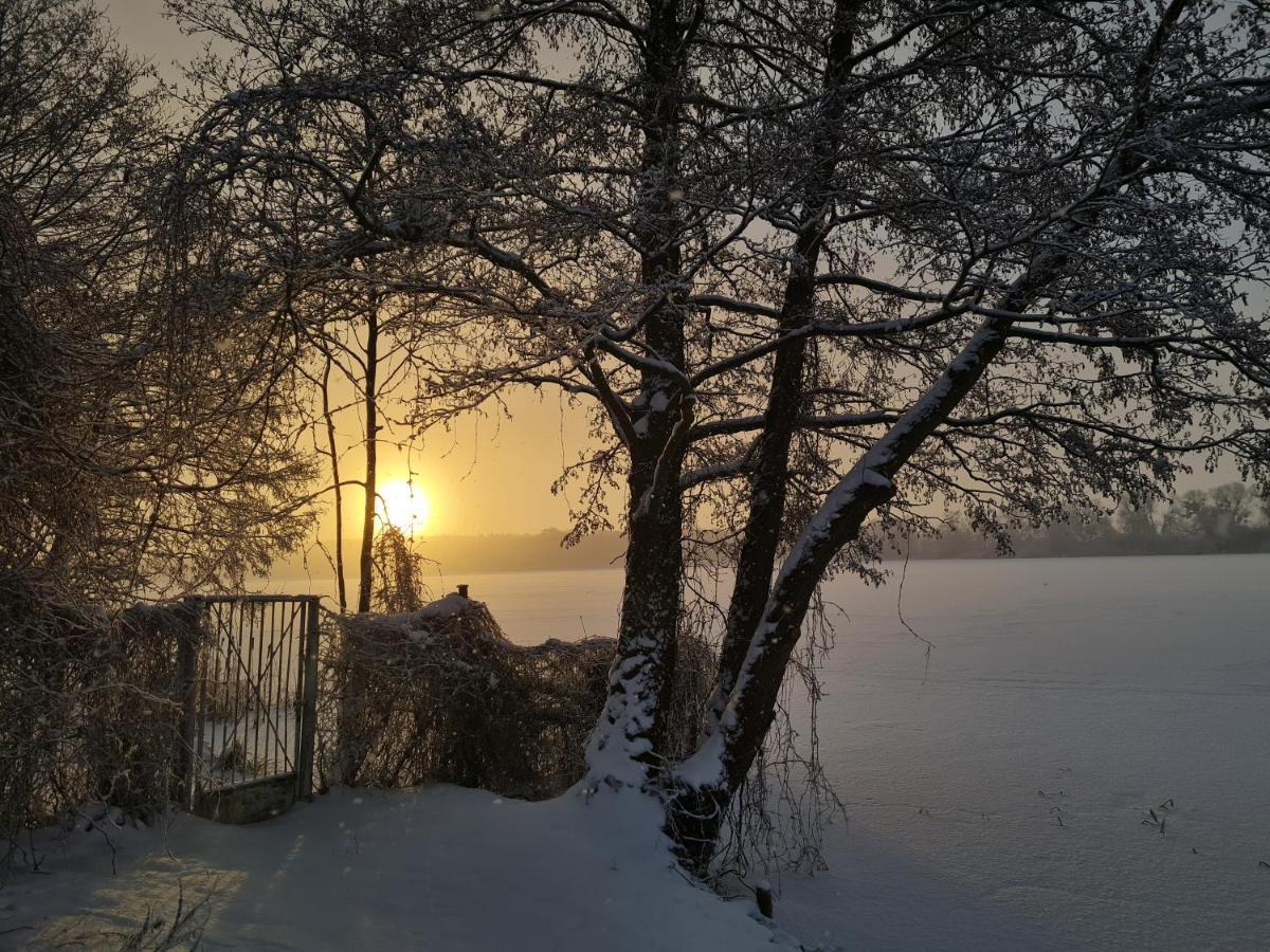 Hotel & Restaurant Haus Am See Locknitz ภายนอก รูปภาพ